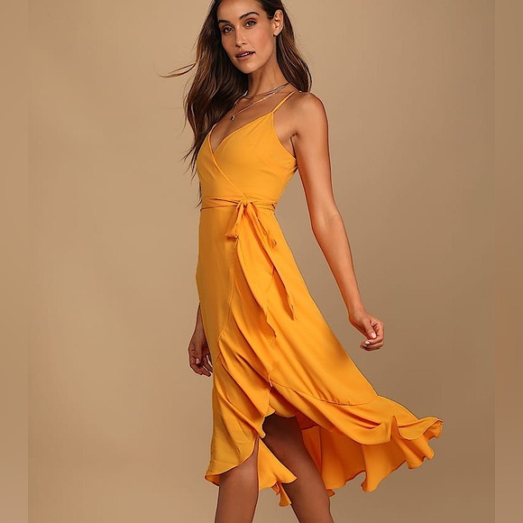 NWT Lulus Manhattan Moment Bright Orange Ruffled Midi Wrap Dress. Size medium. - Picture 2 of 9